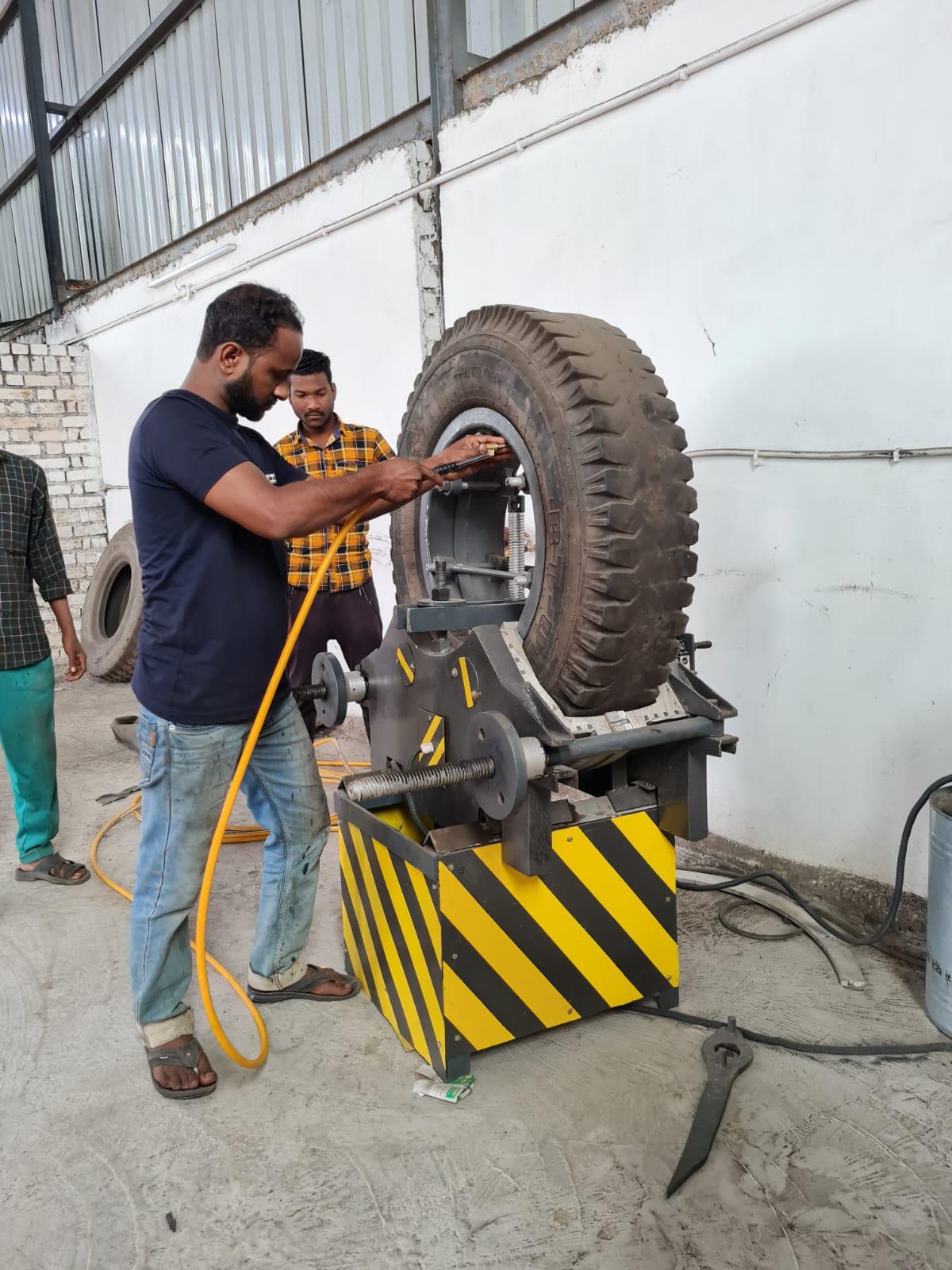 Truck Tyre Cut REPAIR Machine